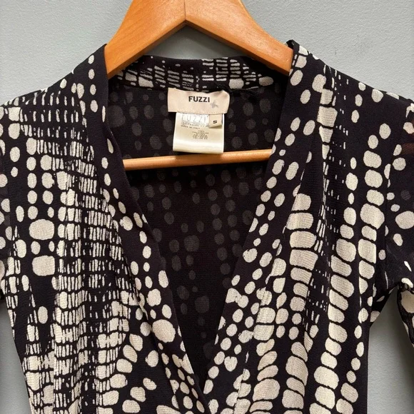 FUZZI V Neck Button Up Long Sleeve Blouse In Black / Cream S - Picture 2 of 9